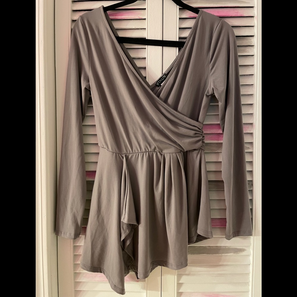 Gray Venus long sleeve cross body shirt cinched
